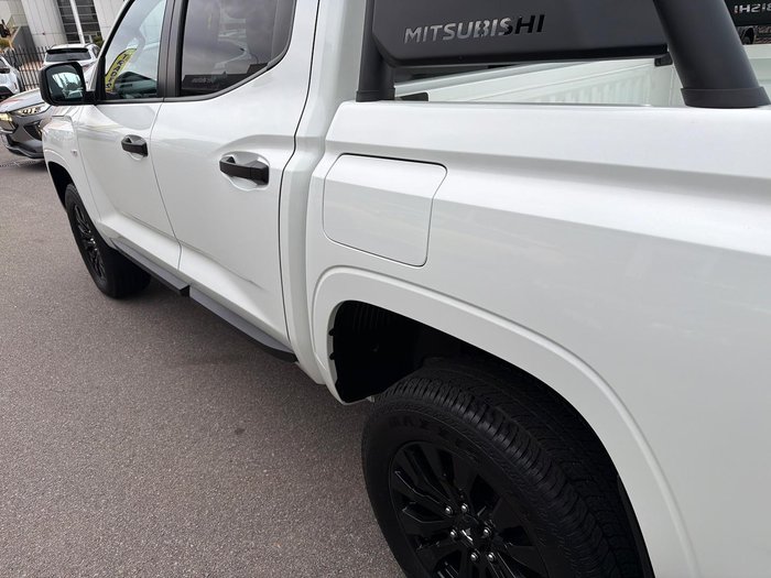 2025 Mitsubishi Triton GLX-R