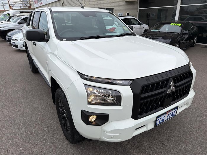 2025 Mitsubishi Triton GLX-R