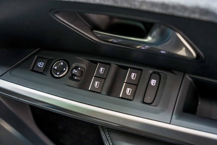 2025 Peugeot 5008 GT Premium Hybrid