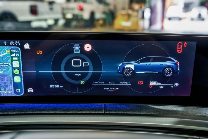 2025 Peugeot 5008 GT Premium Hybrid