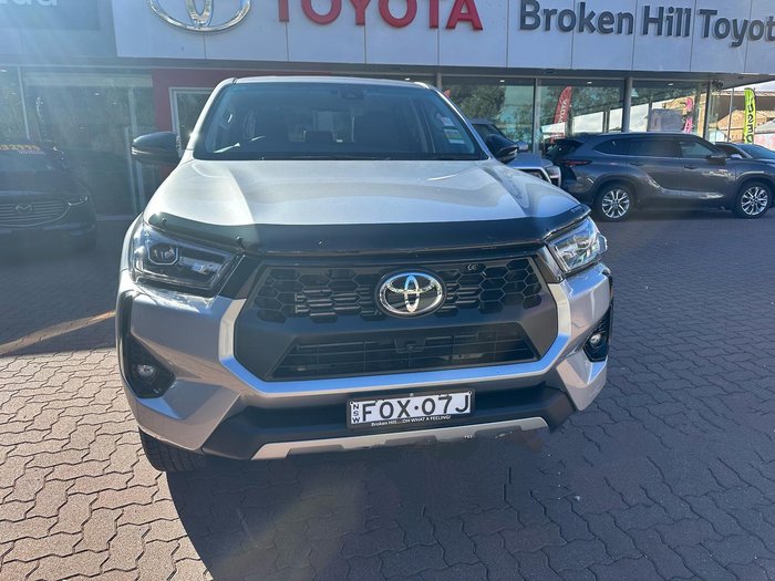 2025 Toyota Hilux SR5 48V GUN126R 4X4 Dual Range Stunning Silver