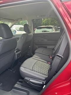 2024 Nissan Pathfinder ST-L