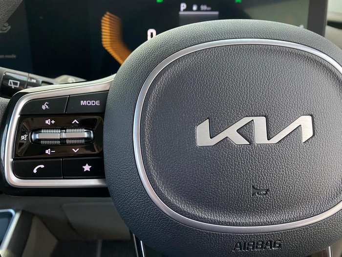 2025 Kia Carnival S