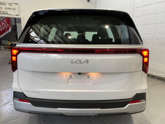 2025 Kia Carnival S
