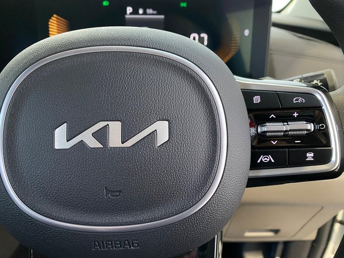 2025 Kia Carnival S