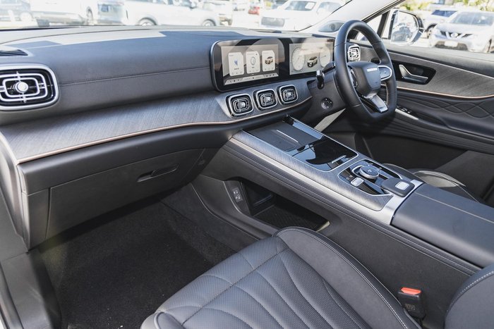 2025 Jaecoo J8 Track