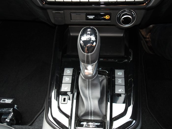 2024 Isuzu D-MAX BLADE