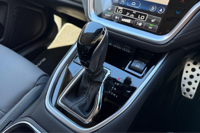 2025 Subaru Outback AWD Sport XT