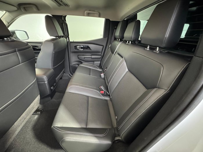 2024 Mitsubishi Triton GLS