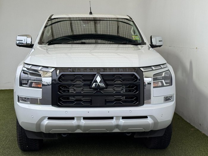 2024 Mitsubishi Triton GLS