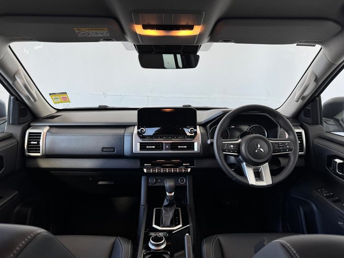 2024 Mitsubishi Triton GLS