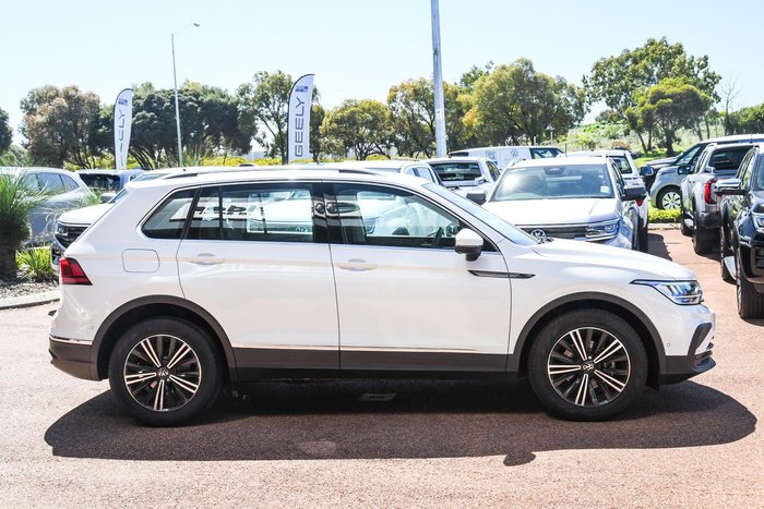 2024 Volkswagen Tiguan 110TSI Life 5N MY24 Pure White