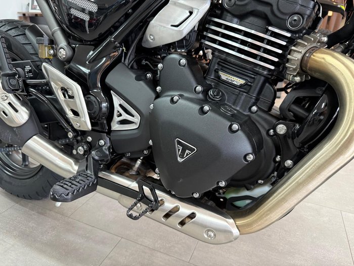 2024 Triumph Scrambler 400 X Scrambler Green