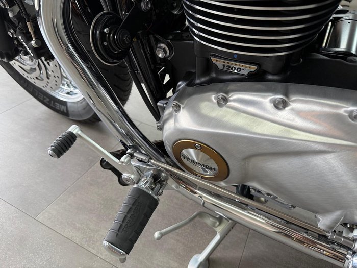 2025 Triumph Bonneville Speedmaster Speedmaster Black