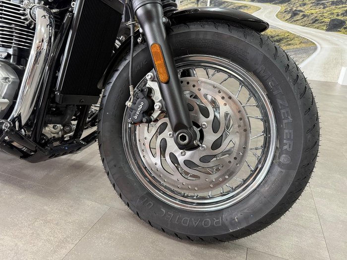 2025 Triumph Bonneville Speedmaster Speedmaster Black