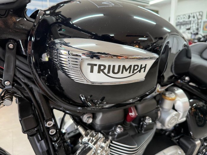 2025 Triumph Bonneville Speedmaster Speedmaster Black