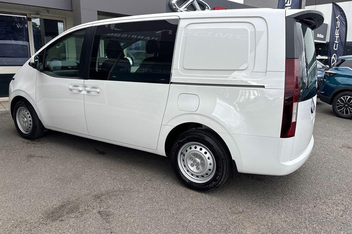 2025 Hyundai STARIA LOAD