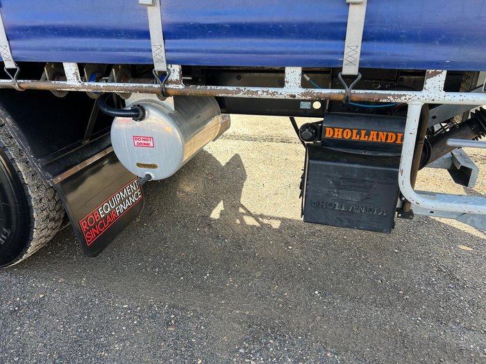 2017 UD 6x2 14 pallet curtainsider Condor Pk17 280 UD