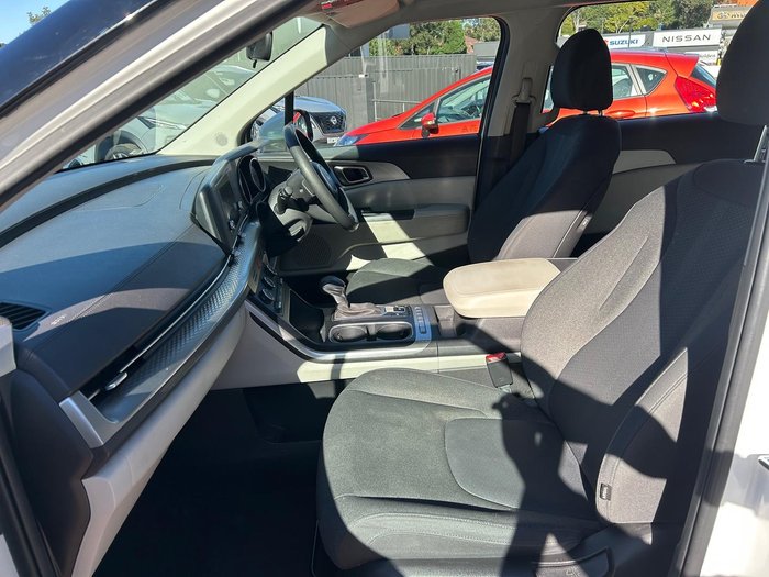 2022 Kia Carnival S