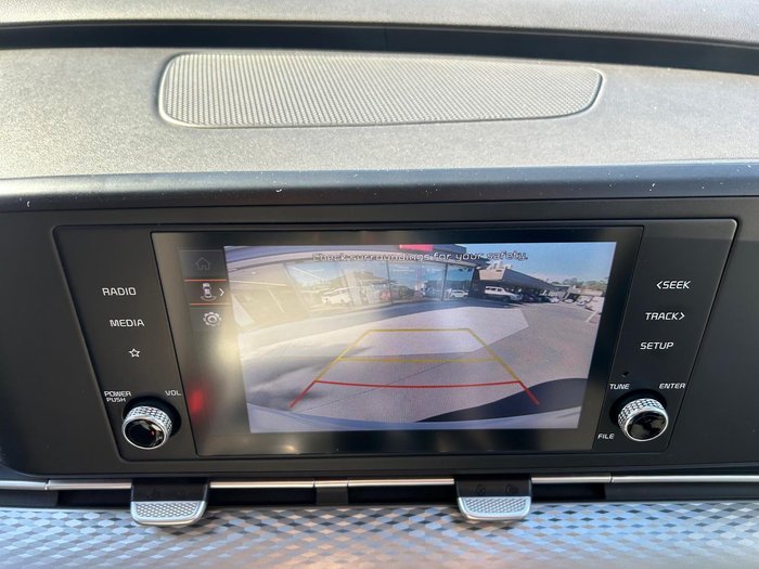 2022 Kia Carnival S