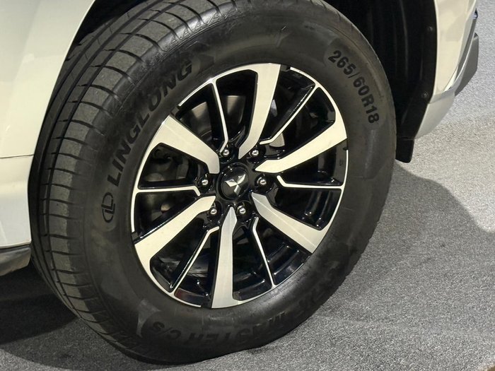2017 Mitsubishi Pajero Sport GLX