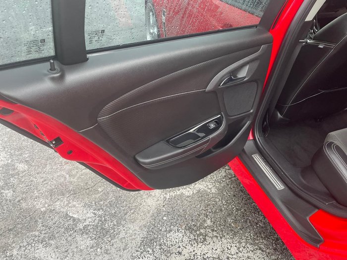 2017 Holden Commodore SV6 VF Series II MY17 Redhot