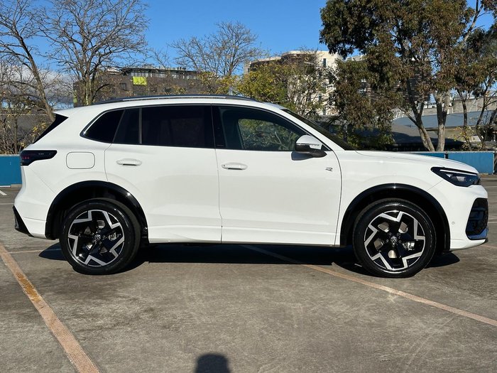 2025 Volkswagen Tiguan 150TSI R-Line