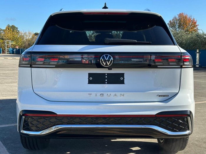 2025 Volkswagen Tiguan 150TSI R-Line