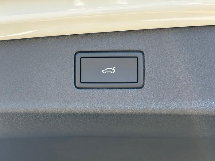 2025 Volkswagen Tiguan 150TSI R-Line