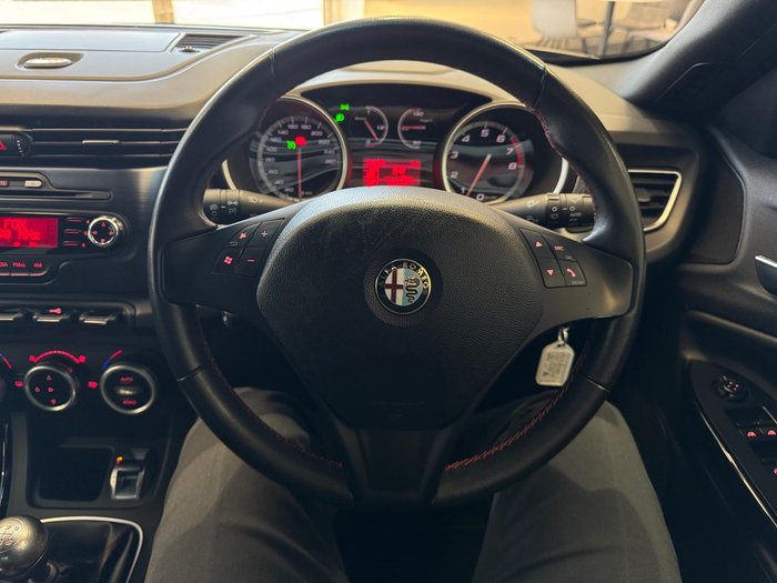 2013 Alfa Romeo Giulietta QV