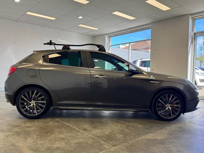 2013 Alfa Romeo Giulietta QV