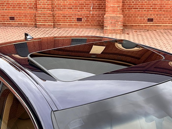 2023 Lexus ES 300h Sports Luxury
