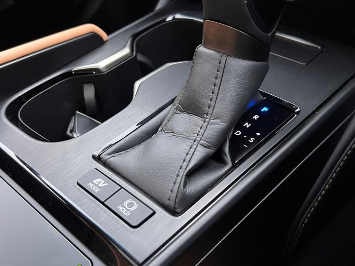 2023 Lexus ES 300h Sports Luxury