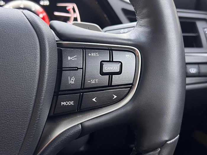 2023 Lexus ES 300h Sports Luxury