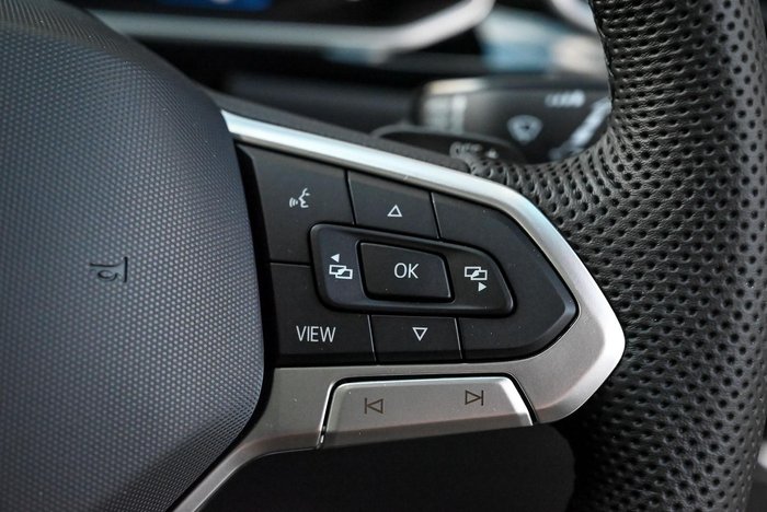 2025 Volkswagen T-Roc 140TSI R-Line