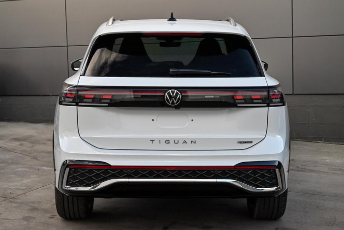2025 Volkswagen Tiguan 150TSI R-Line