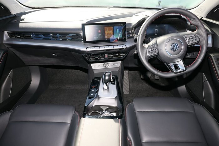2024 MG MG5 Essence