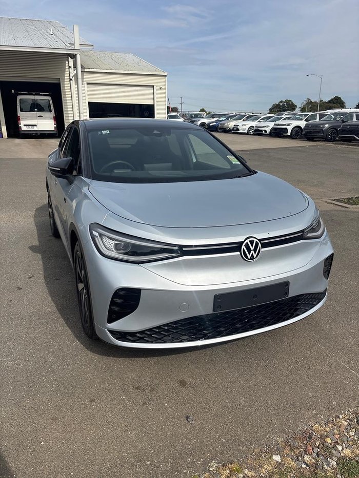 2025 Volkswagen ID.5 GTX E2 MY25 Four Wheel Drive Scale Silver/Black Roof