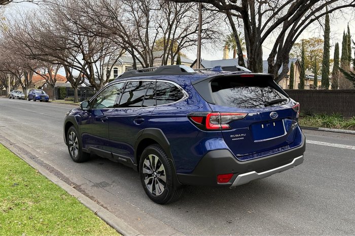 2025 Subaru Outback AWD Touring XT