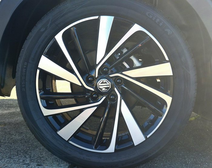 2024 MG ZS Essence Hybrid+ ZS32 MY24.5 Sloane Silver