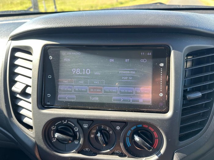 2022 Mitsubishi Triton GLX MR MY23 4X4 Dual Range White