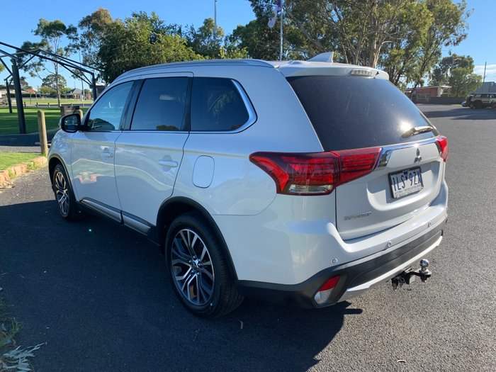 2017 Mitsubishi ZL2L46 Outlander LS Auto 2WD MY17 STARLIGHT