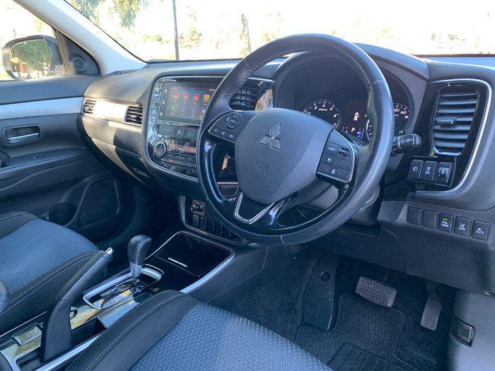 2017 Mitsubishi ZL2L46 Outlander LS Auto 2WD MY17 STARLIGHT