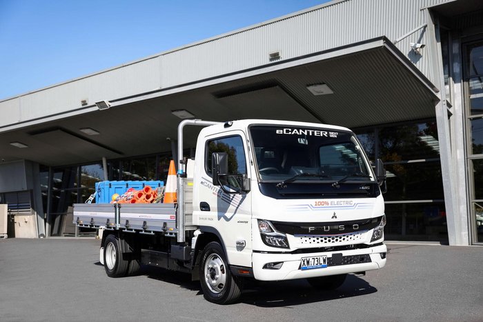 2025 Fuso Ecanter e615 White
