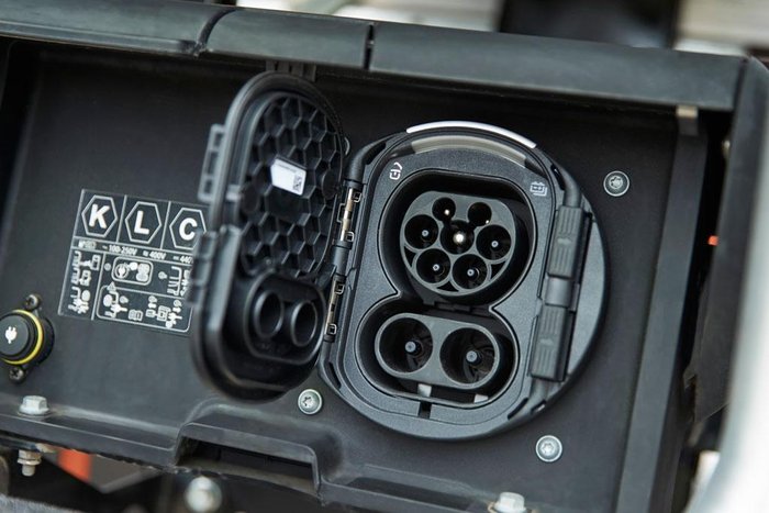 2025 Fuso Ecanter e615 White