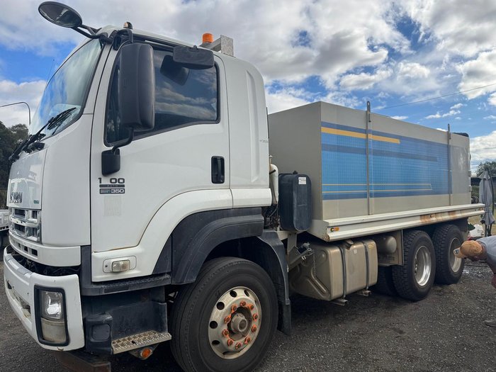 2015 Isuzu Fxz 1500 WHITE