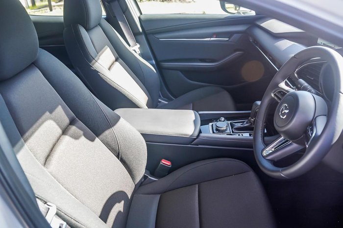 2025 Mazda 3 G20 Pure