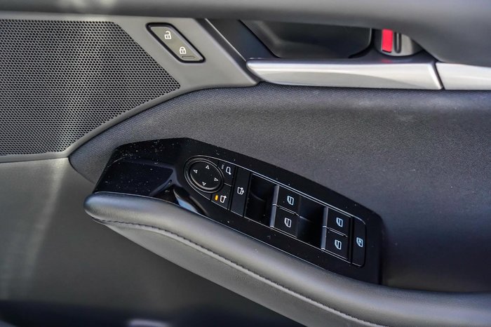 2025 Mazda 3 G20 Pure