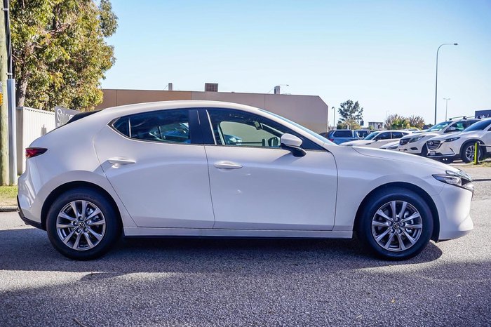 2025 Mazda 3 G20 Pure