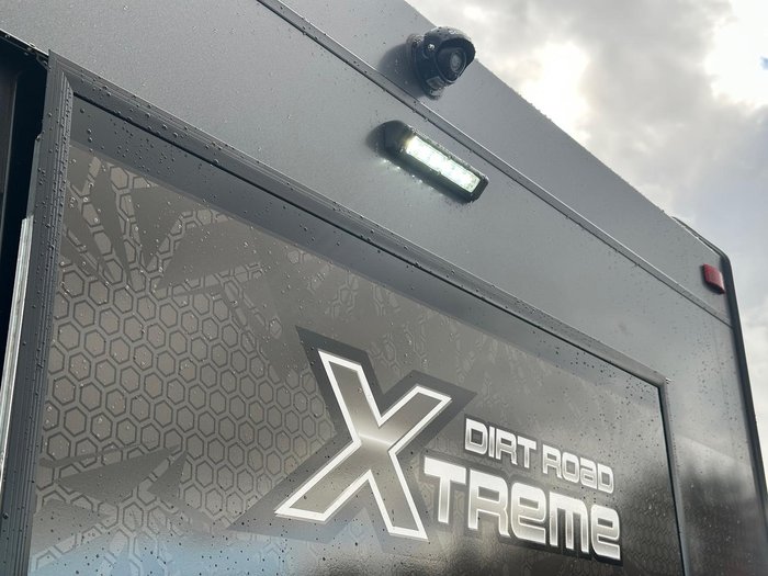2025 JB Caravans 22'6 Dirt Road Xtreme Rear Club